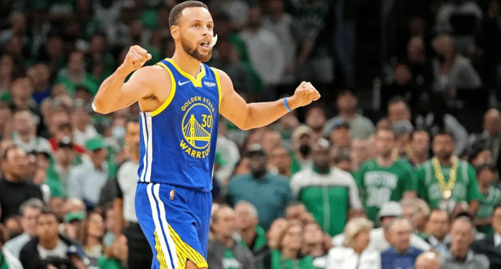 Steph Curry's Shot 2